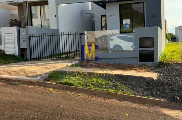 VENDO CASA NO BAIRRO FRARON