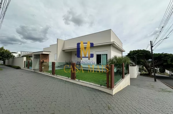 CASA PARA VENDA NO BAIRRO PINHEIROS 