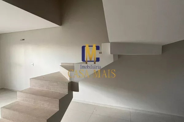 VENDO SOBRADO NO BAIRRO FRARON