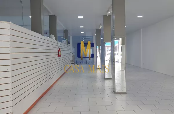 SALA COMERCIAL TÉRREA NO CENTRO 