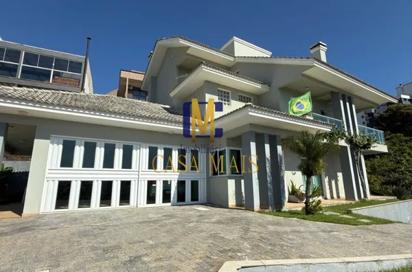 CASA PARA VENDA NO CENTRO