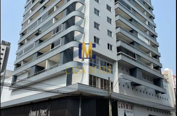VENDO APARTAMENTO NO CENTRO