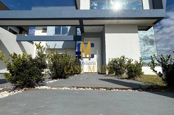 SOBRADO A VENDA NO BAIRRO FRARON