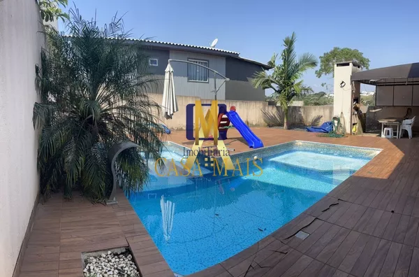 CASA A VENDA NO BAIRRO AEROPORTO 