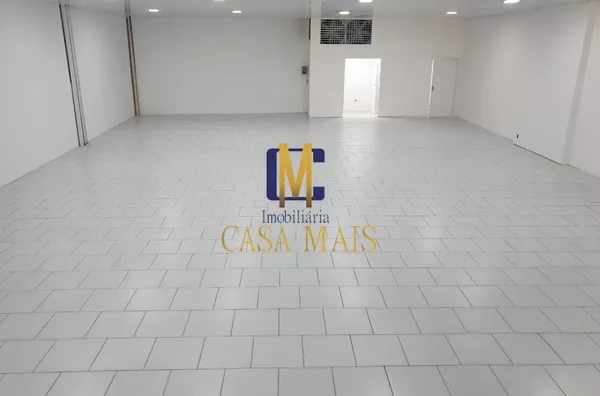 SALA COMERCIAL TÉRREA NO CENTRO 