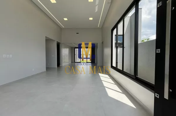 VENDO CASA PROXIMO AO CENTRO