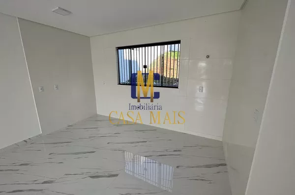 SOBRADO A VENDA NO BAIRRO PINHEIRINHO 