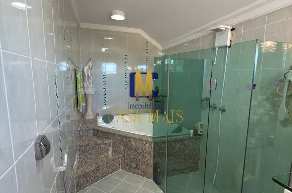 CASA PARA VENDA NO CENTRO