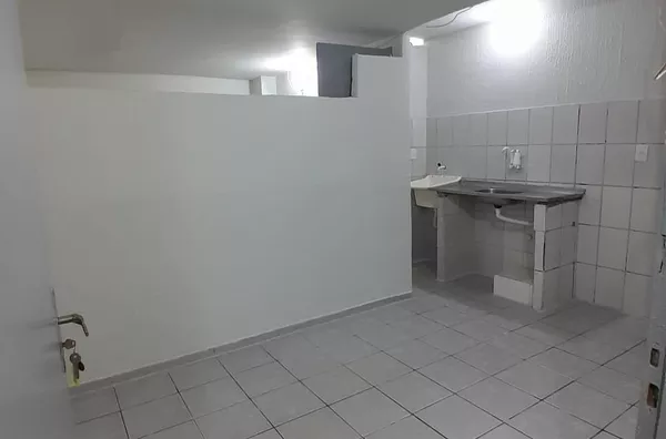 Kitnet com Quarto Independente – Conforto e Privacidade!