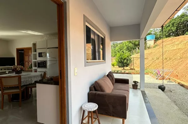 Casa com amplo terreno em Biguaçu/SC
