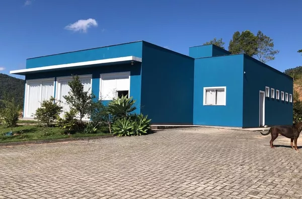 Sítio Encantador em São Pedro De Alcântara