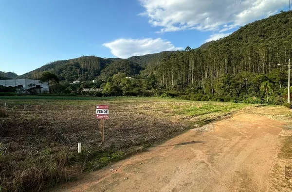 Terreno à venda na Vila Doze 