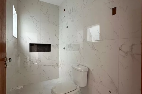 Casa Nova com 3 Dormitórios - 1 Suíte - Potecas, São José/SC