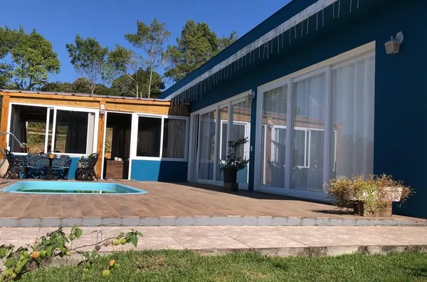 Sítio Encantador em São Pedro De Alcântara