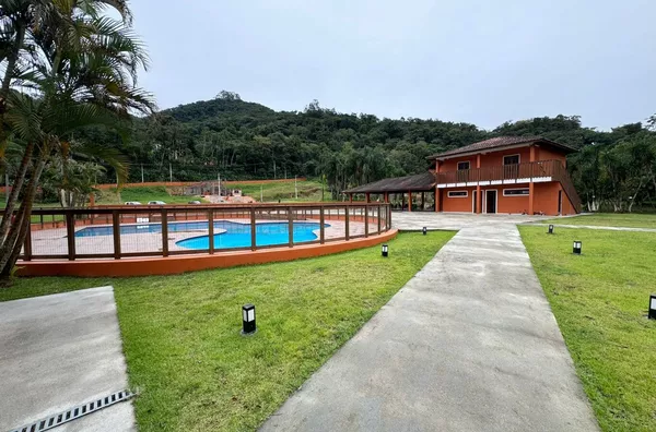 Terreno Com Projeto Aprovado à Venda em Condomínio Fechado Santa Bárbara