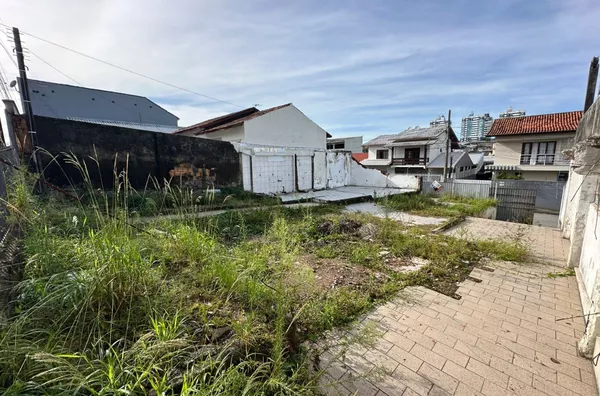 Terreno no Ipiranga com Escritura Pública em São José/SC 