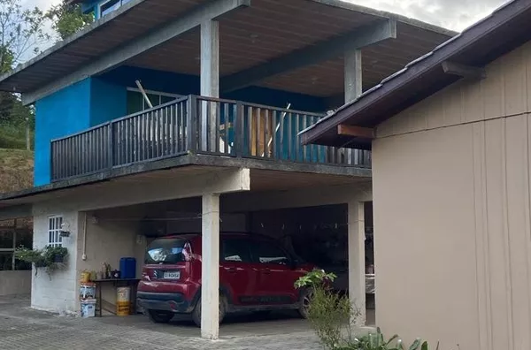 Sítio Encantador em São Pedro De Alcântara