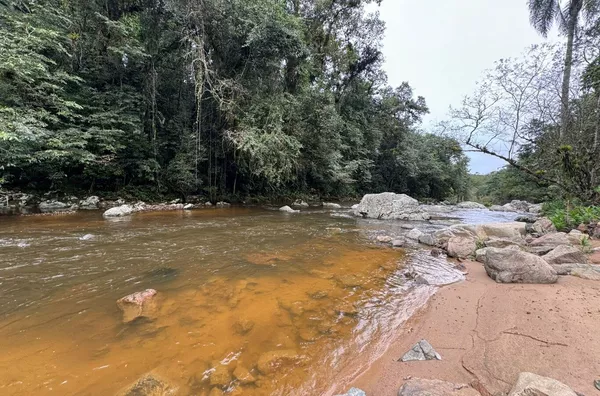 Terreno Com Projeto Aprovado à Venda em Condomínio Fechado Santa Bárbara