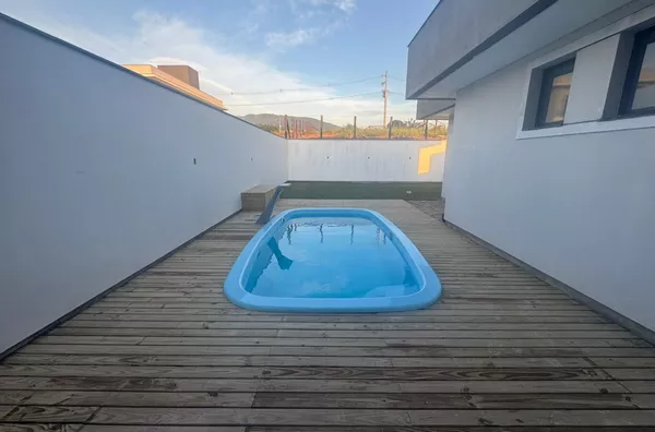 Casa à venda no Centro de Antônio Carlos