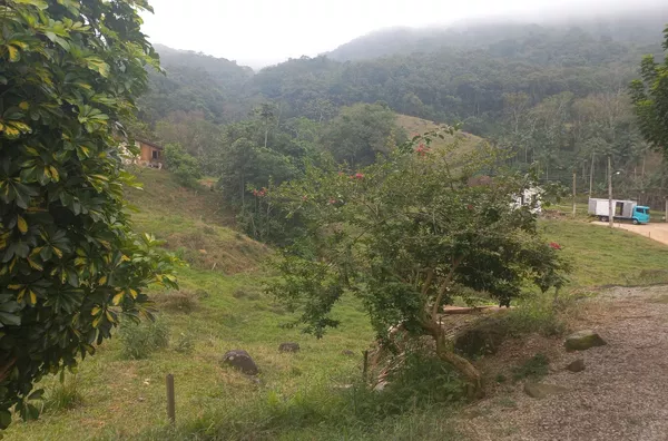 Casa para aluguel, 2 quarto(s),  Santa Bárbara, Antônio Carlos