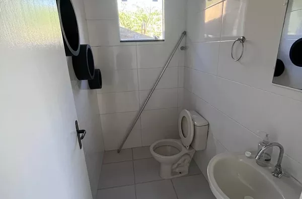 Casa para aluguel, 3 quarto(s),  Centro, Antônio Carlos