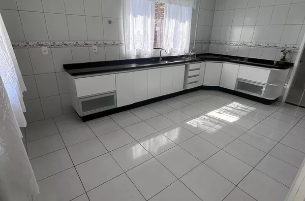 Casa para aluguel, 3 quarto(s),  Centro, Antônio Carlos