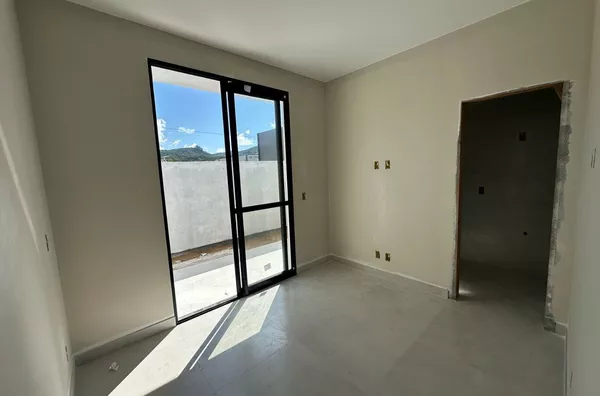 Casa Geminada Térrea l 2 Dormitórios l 1 suíte – São José/SC