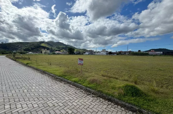 Terreno para venda no Centro de Antônio Carlos