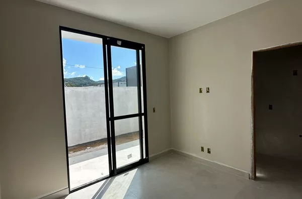 Casa Geminada Térrea l 2 Dormitórios l 1 suíte – São José/SC