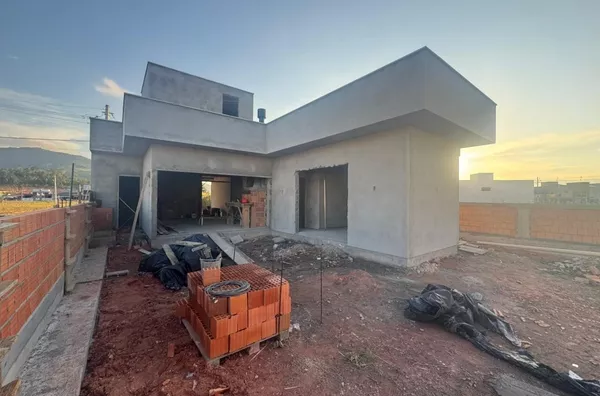 Casa para venda, 3 quarto(s),  Centro, Antônio Carlos