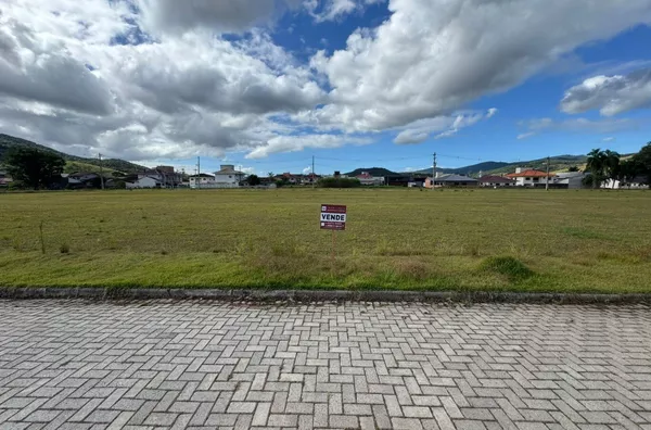 Terreno para venda no Centro de Antônio Carlos