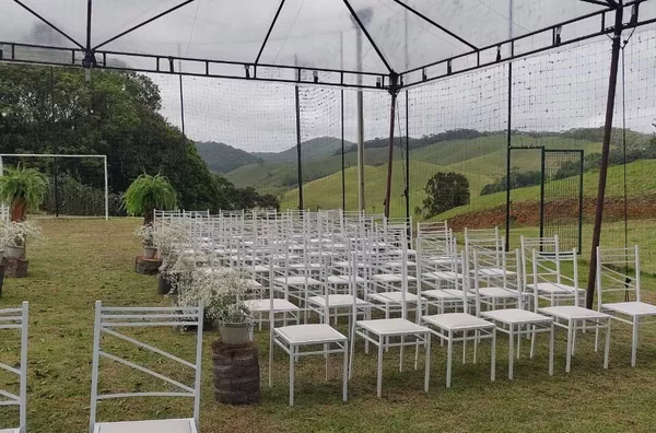 Sítio Encantador em São Pedro De Alcântara