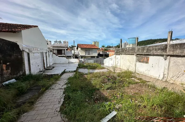 Terreno no Ipiranga com Escritura Pública em São José/SC 