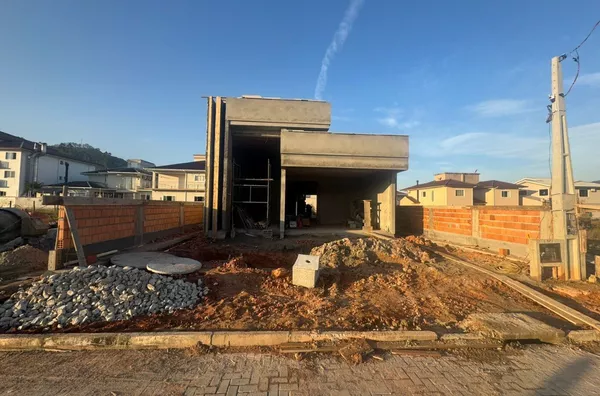 Casa para venda, 3 quarto(s),  Centro, Antônio Carlos