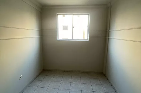 Apartamento para aluguel PARQUE RESIDENCIAL CIDADE Maringá