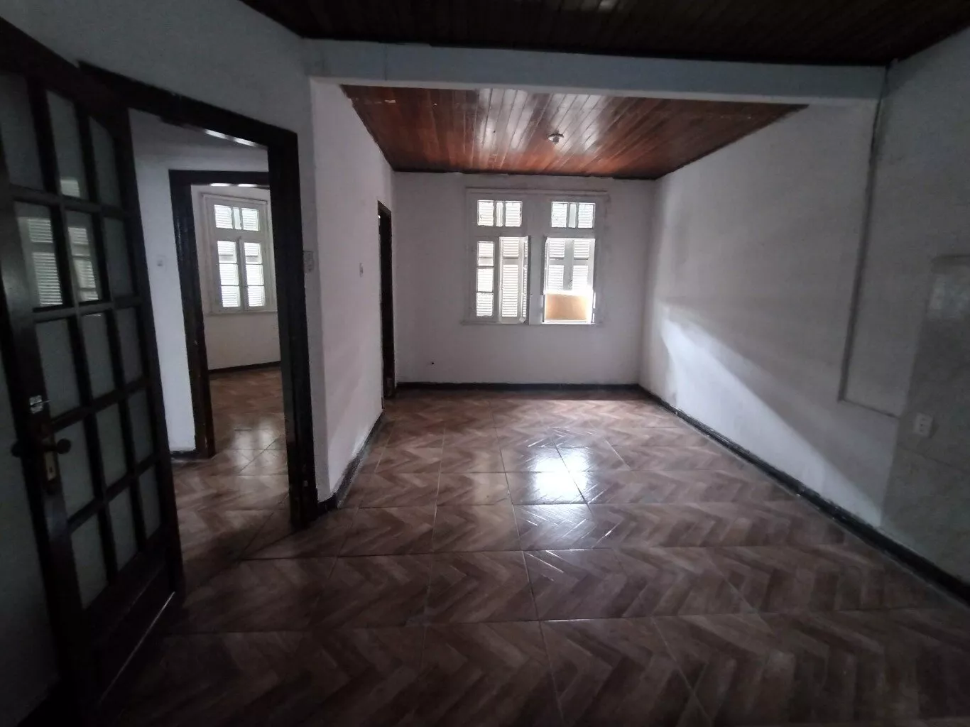 Casa de 5 quartos, 180m² no bairro Partenon, em Porto Alegre | Eu Corretor