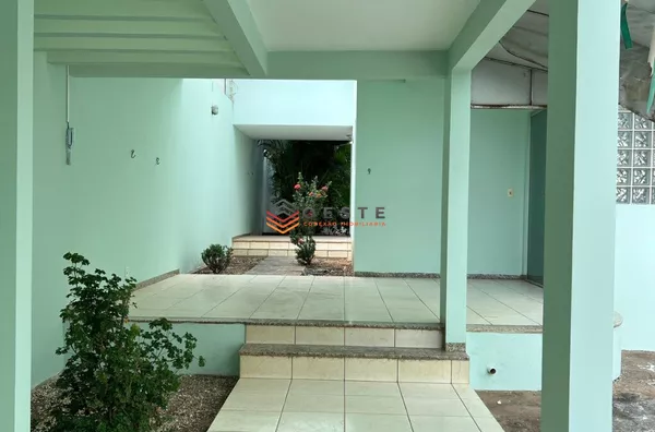 Sobrado para ,  Renato Gonçalves, Barreiras