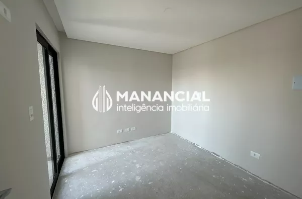 Sobrado com 3 quartos sendo 1suíte e terraço - Boqueirão