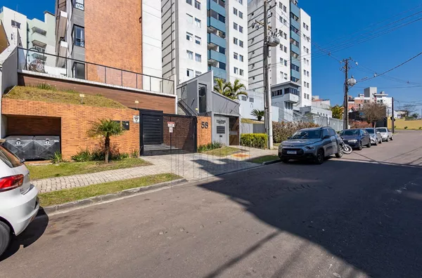 Garden a venda no Novo Mundo com 100m² internos e 71,00m² externos só seus