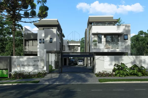 Sobrado de excelente padrão no bairro Alto da XV - Sob 03, Curitiba-PR