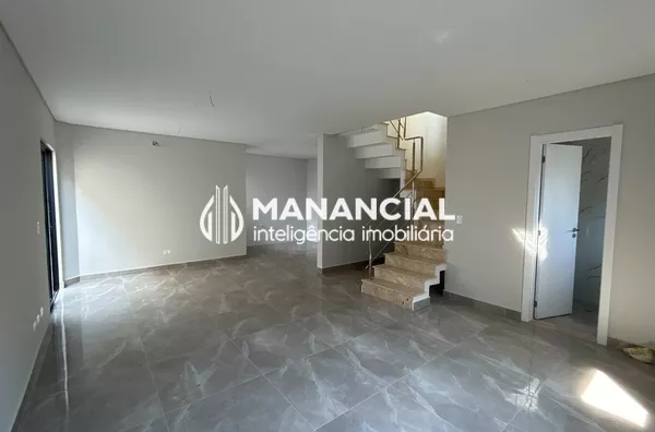 Sobrado com 3 quartos sendo 1suíte e terraço - Boqueirão