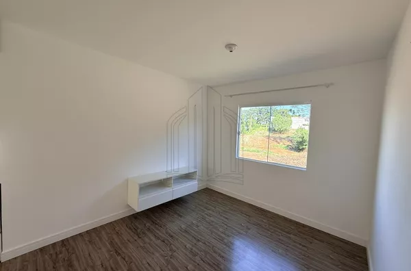 Apartamento Semi Mobiliado no Xaxim | 3 Quartos, Suíte e Energia Solar