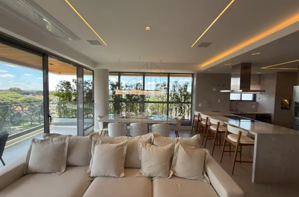 Apartamento Mobiliado a venda no Água Verde