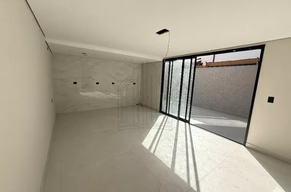 Sobrado para venda,  4 suítes no Jardim Das Américas, Curitiba