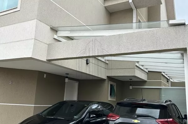 Lindo sobrado Rua Esper Jorge Chueri, 1273 Cajuru com 165m²