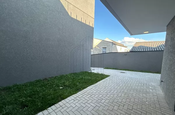 Sobrado em condomínio para venda, 3 quarto(s),  Uberaba, Curitiba