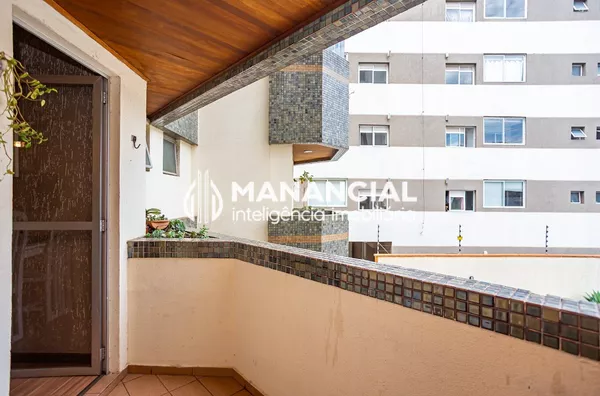 Apartamento no Vila Izabel com 3 quartos e sacada com churrasqueira a carvão