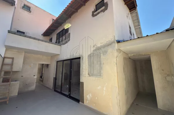 Sobrado para venda,  4 suítes no Jardim Das Américas, Curitiba