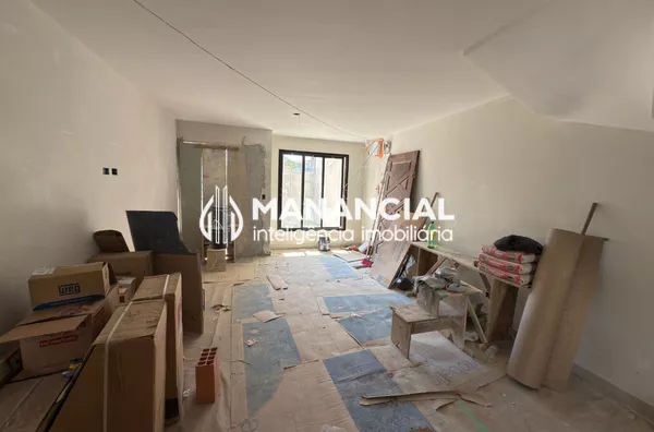 Sobrado para venda,  4 suítes no Jardim Das Américas, Curitiba