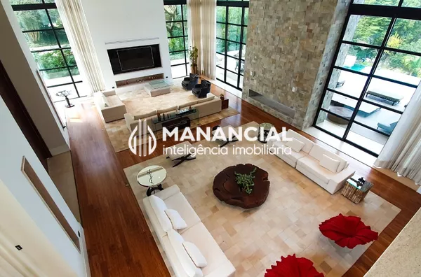 Mansão em condomínio - Frente ao lago Passaúna